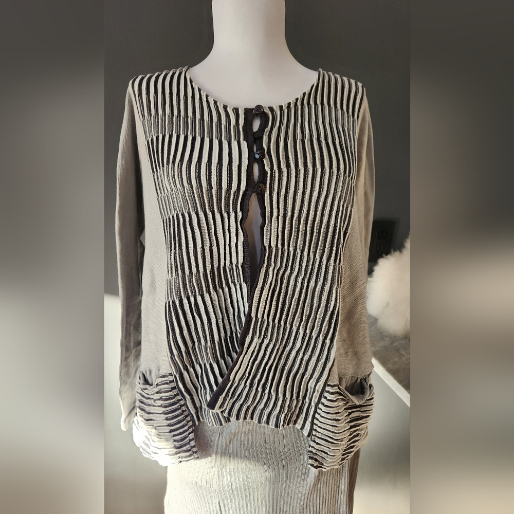 Matthildur 2pc Grey Sweater Skirt/Cardigan Set Size S-top M-Skirt - Picture 3 of 9